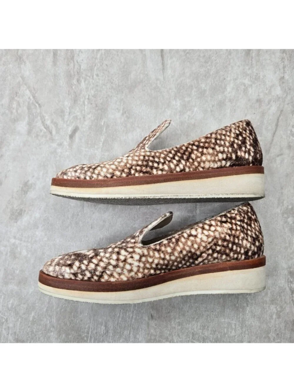 Free People Slip On‎ Shoes Size 6 Brown Velour Animal Print Preppy Loafers